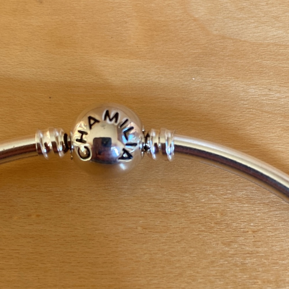 Chamilia Brilliance Bangle Bracelet - Picture 4 of 6